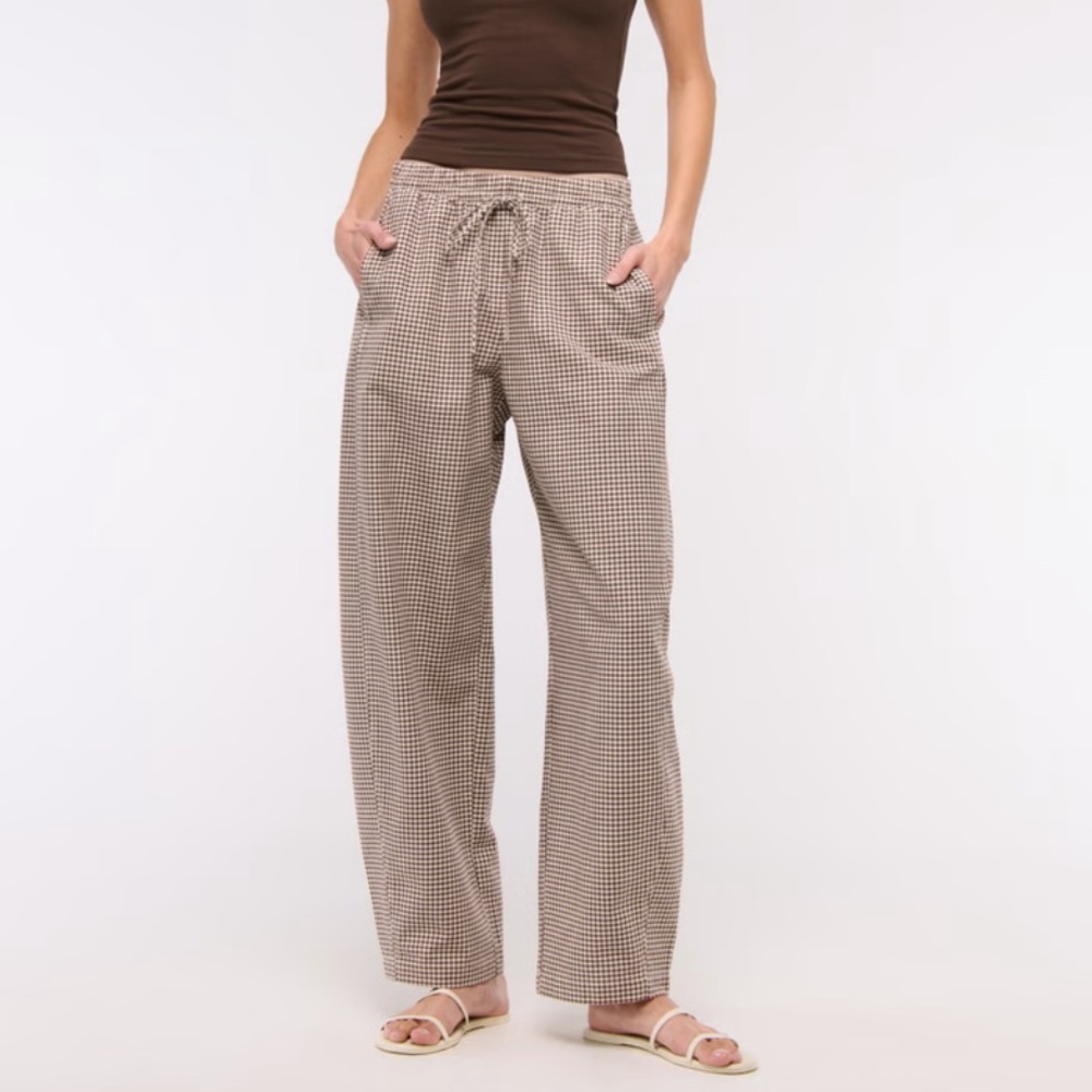 Abercrombie & Fitch Gingham Barrel Pants